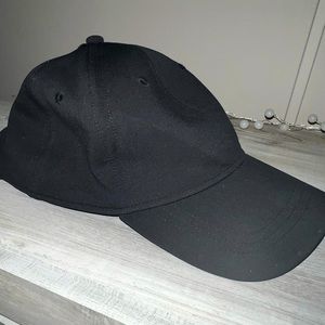 Lululemon Black Hat